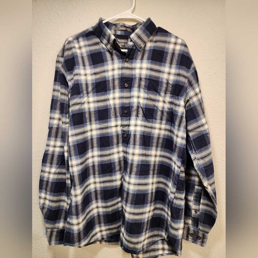 Eddie Bauer Navy and White Checkered Men's Shirt